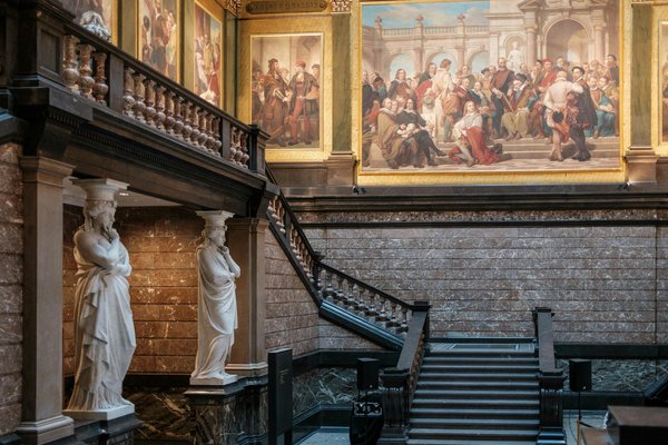 Plongée dans l'Impact Éducatif du Roman Historique sur l'Enseignement de l'Histoire